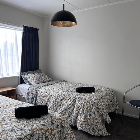 Ginkgo & Walnut Villa โรโตรัว ภายนอก รูปภาพ